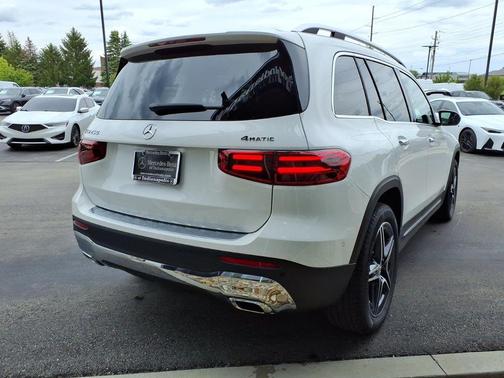 Polar White 2026 Mercedes-Benz GLB 250 Base 4MATIC