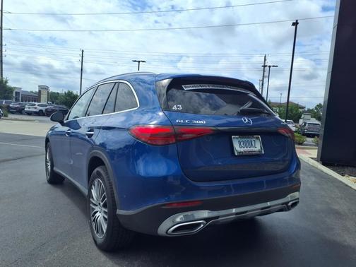 2025 Mercedes-Benz GLC 300 Base 4MATIC