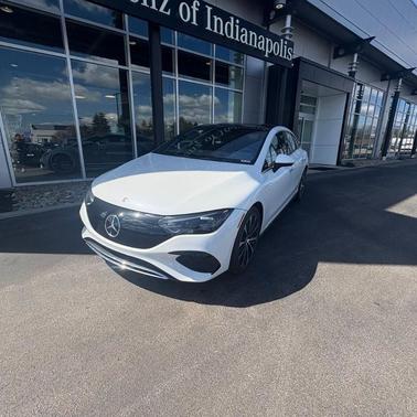 MANUFAKTUR Moonlight White Metallic 2023 Mercedes-Benz EQE 350 Base 4MATIC