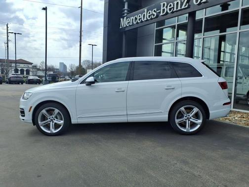 2019 Audi Q7 55 Prestige