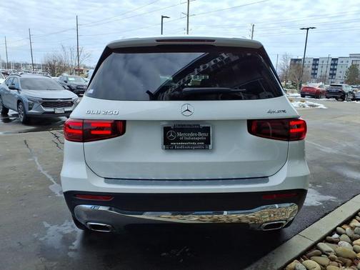 2026 Mercedes-Benz GLB 250 Base 4MATIC