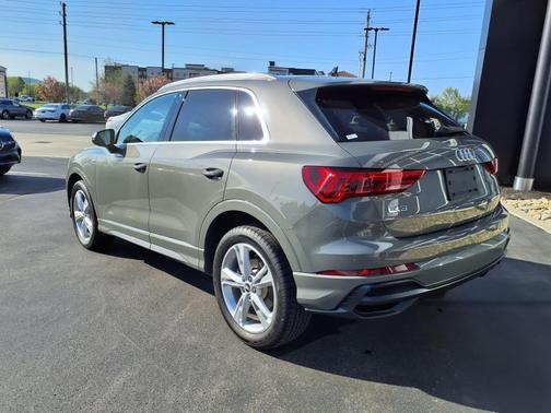 2021 Audi Q3 45 S line Premium