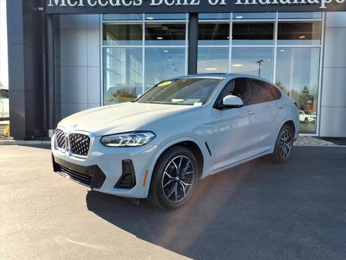 2024 BMW X4 xDrive30i