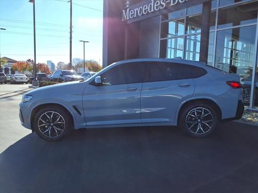 2024 BMW X4 xDrive30i