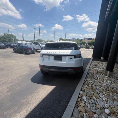 Fuji White 2018 Land Rover Range Rover Evoque SE Premium