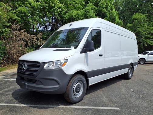2025 Mercedes-Benz Sprinter 2500 High Roof