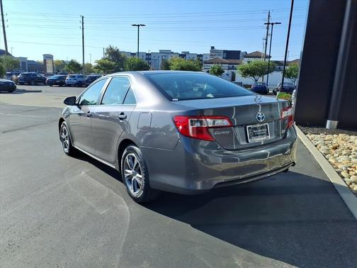 2014 Toyota Camry Hybrid LE