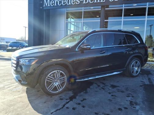 2026 Mercedes-Benz GLS 450 4MATIC