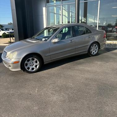 2005 Mercedes-Benz C-Class 