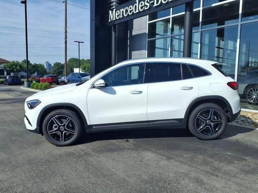 Polar White 2026 Mercedes-Benz GLA 250 Base 4MATIC