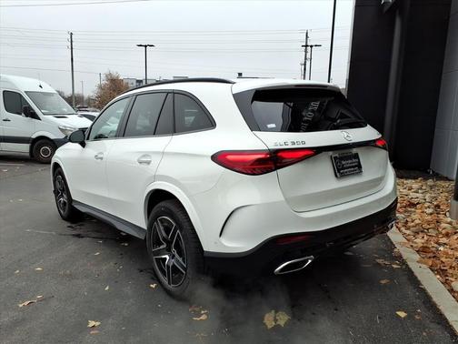 2026 Mercedes-Benz GLC 300 Base 4MATIC