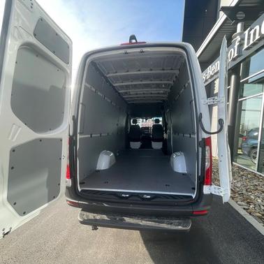 2025 Mercedes-Benz Sprinter 2500 High Roof