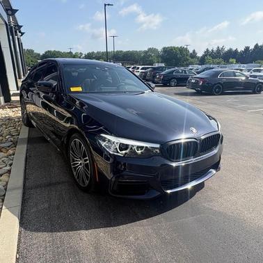 Carbon Black Metallic 2020 BMW 540 i xDrive