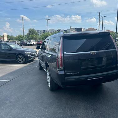 2018 Cadillac Escalade ESV Platinum