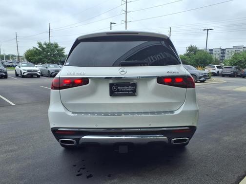 2025 Mercedes-Benz GLS 450 4MATIC