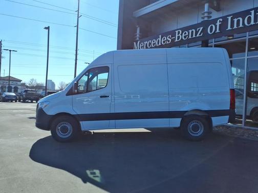 Arctic White 2026 Mercedes-Benz Sprinter 2500 Standard Roof