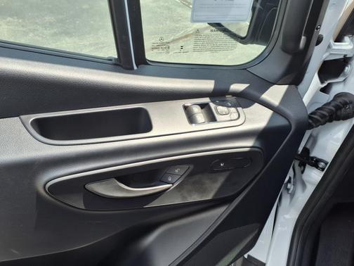 2025 Mercedes-Benz Sprinter 2500 High Roof
