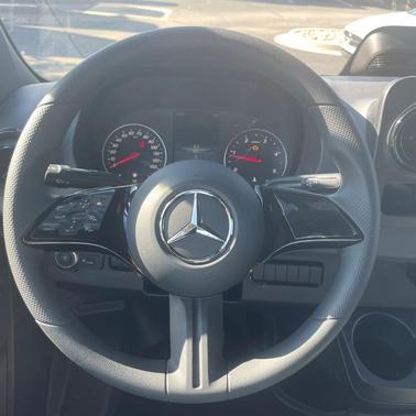 2025 Mercedes-Benz Sprinter 2500 High Roof