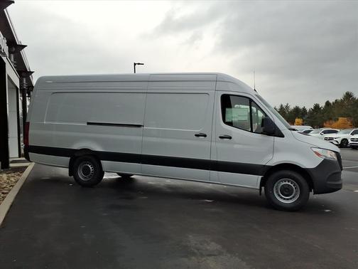 2026 Mercedes-Benz Sprinter 2500 170 WB High Roof Extended Cargo