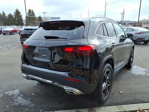 Midnight Black 2026 Mercedes-Benz GLA 250 Base 4MATIC