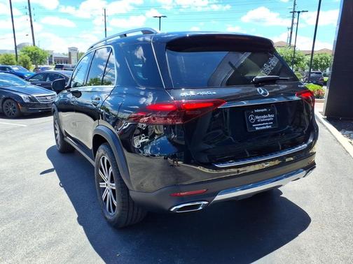 Obsidian Black Metallic 2024 Mercedes-Benz GLE 450 Plug-In Hybrid Base 4MATIC