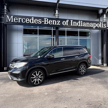 Crystal Black Pearl 2021 Honda Pilot Touring 8-Passenger