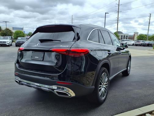 2025 Mercedes-Benz GLC 300 Base 4MATIC
