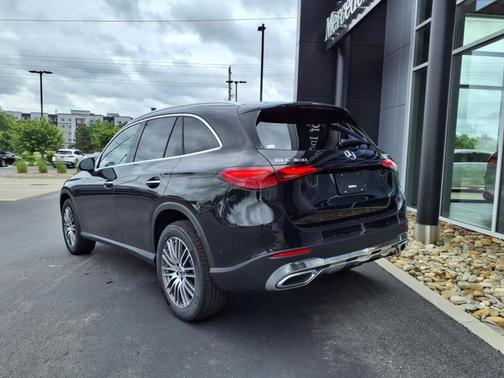 2025 Mercedes-Benz GLC 300 Base 4MATIC