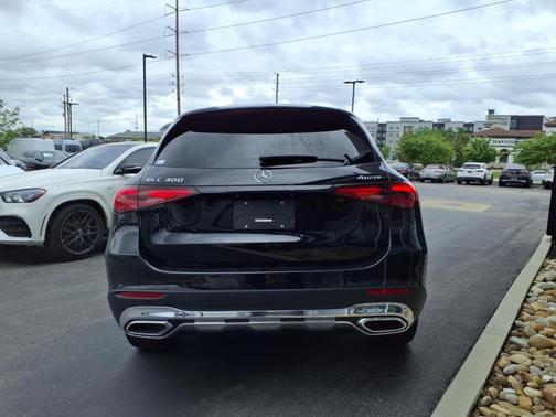 2025 Mercedes-Benz GLC 300 Base 4MATIC