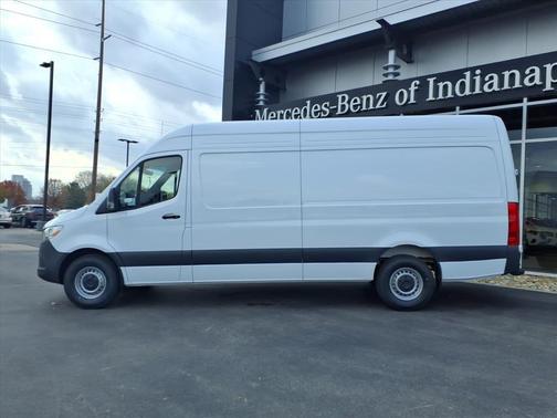 Arctic White 2026 Mercedes-Benz Sprinter 2500 High Roof