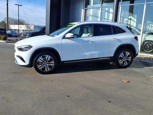 2026 Mercedes-Benz GLA 250 Base 4MATIC