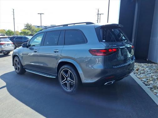 2026 Mercedes-Benz GLS 450 