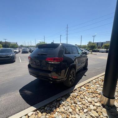 Diamond Black 2018 Jeep Grand Cherokee Altitude