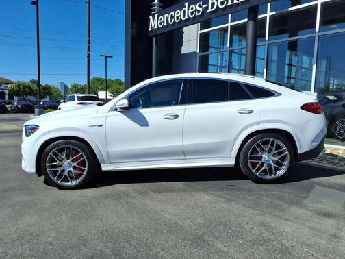 Moonlight White 2026 Mercedes-Benz AMG GLE 63 S