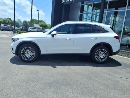 Polar White 2026 Mercedes-Benz GLC 300 Base 4MATIC