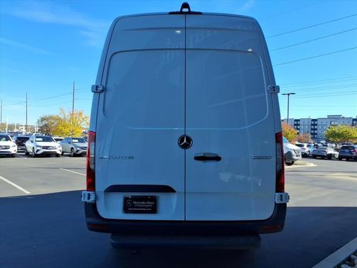 2026 Mercedes-Benz Sprinter 2500 High Roof