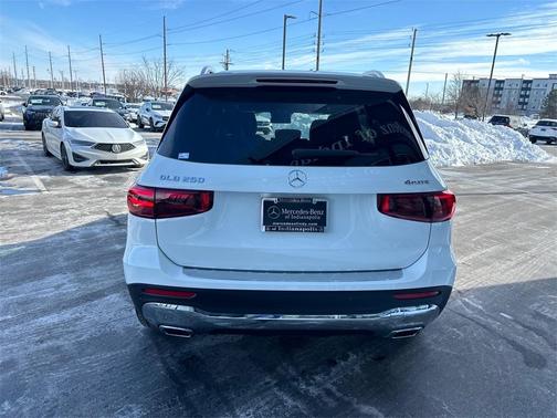 2026 Mercedes-Benz GLB 250 Base 4MATIC