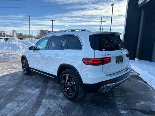 2026 Mercedes-Benz GLB 250 Base 4MATIC