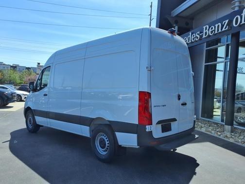 2025 Mercedes-Benz Sprinter 2500 Standard Roof