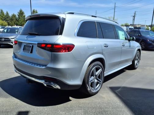 2025 Mercedes-Benz GLS 450 4MATIC