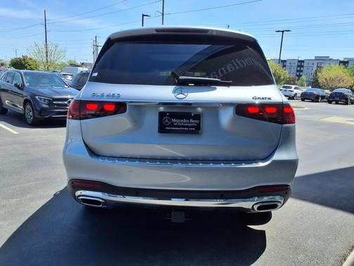 2025 Mercedes-Benz GLS 450 4MATIC