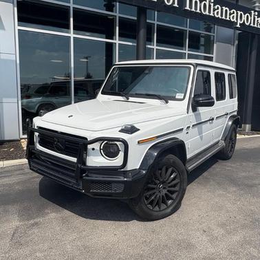 MANUFAKTUR Moonlight White Metallic 2023 Mercedes-Benz G-Class G 550 4MATIC