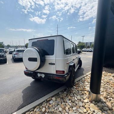 MANUFAKTUR Moonlight White Metallic 2023 Mercedes-Benz G-Class G 550 4MATIC