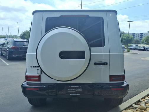 MANUFAKTUR Moonlight White Metallic 2023 Mercedes-Benz G-Class G 550 4MATIC