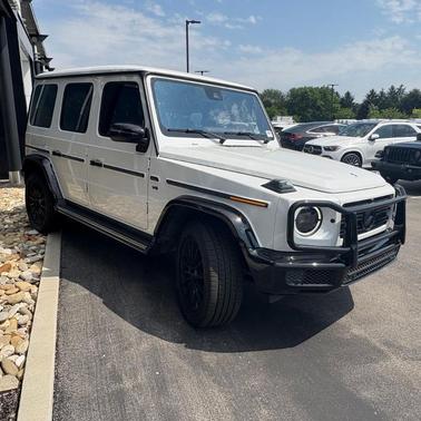 MANUFAKTUR Moonlight White Metallic 2023 Mercedes-Benz G-Class G 550 4MATIC