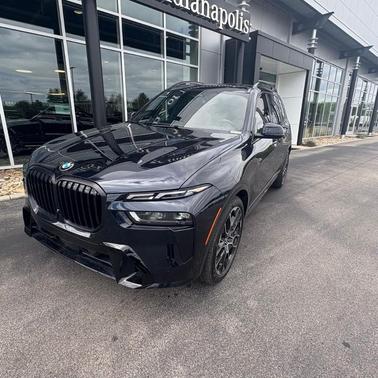 Carbon Black Metallic 2024 BMW X7 xDrive40i