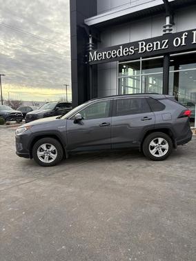 2019 Toyota RAV4 Hybrid XLE