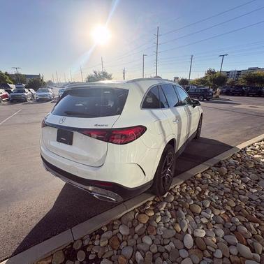 Polar White 2026 Mercedes-Benz GLC 300 Base 4MATIC