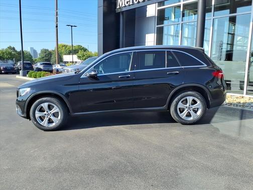 2017 Mercedes-Benz GLC 300 Base 4MATIC