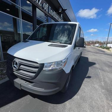 2025 Mercedes-Benz Sprinter 2500 Standard Roof